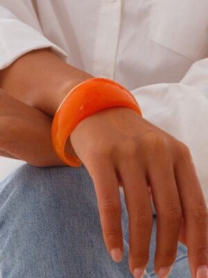 Colorful plastic bangle with lightweight and trendy design for women